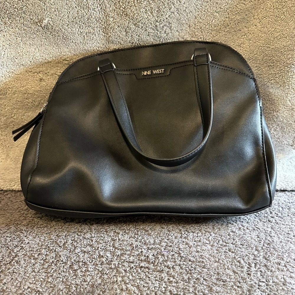 Nine West Elegant Black Shoulder Bag